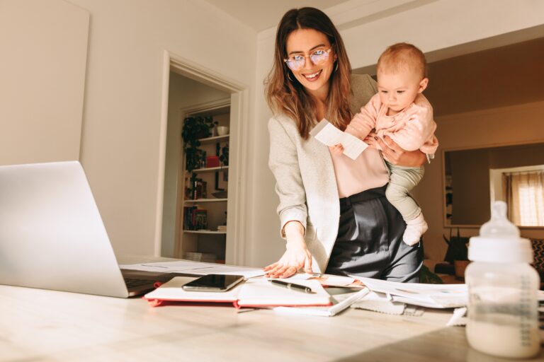 11 Best Flexible Side Hustles for Single Parents